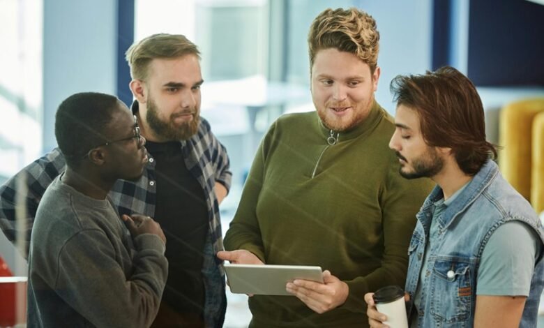 lauharrans behavior and engagement